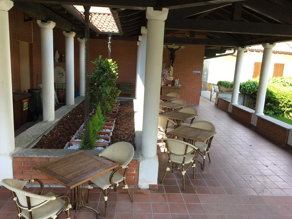 Ostello Casa Emmaus Maccagno 外观 照片