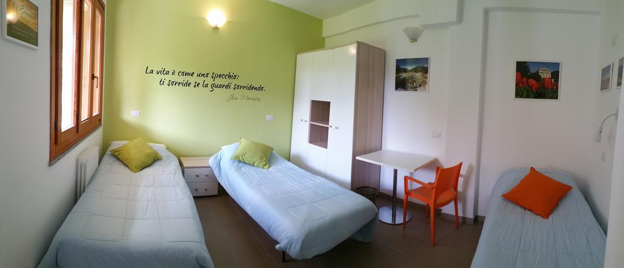 Ostello Casa Emmaus Maccagno 外观 照片